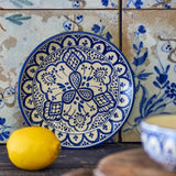Bloomingville Karlie Teller blau aus Steingut – mediterraner Mittagsteller für Küche & Tischdeko