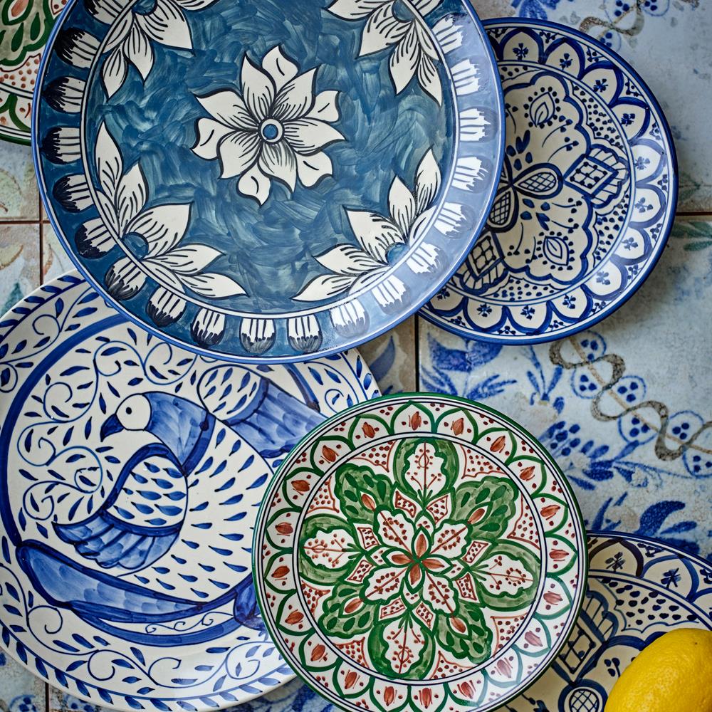 Bloomingville Karlie Teller blau aus Steingut – mediterraner Mittagsteller für Küche & Tischdeko