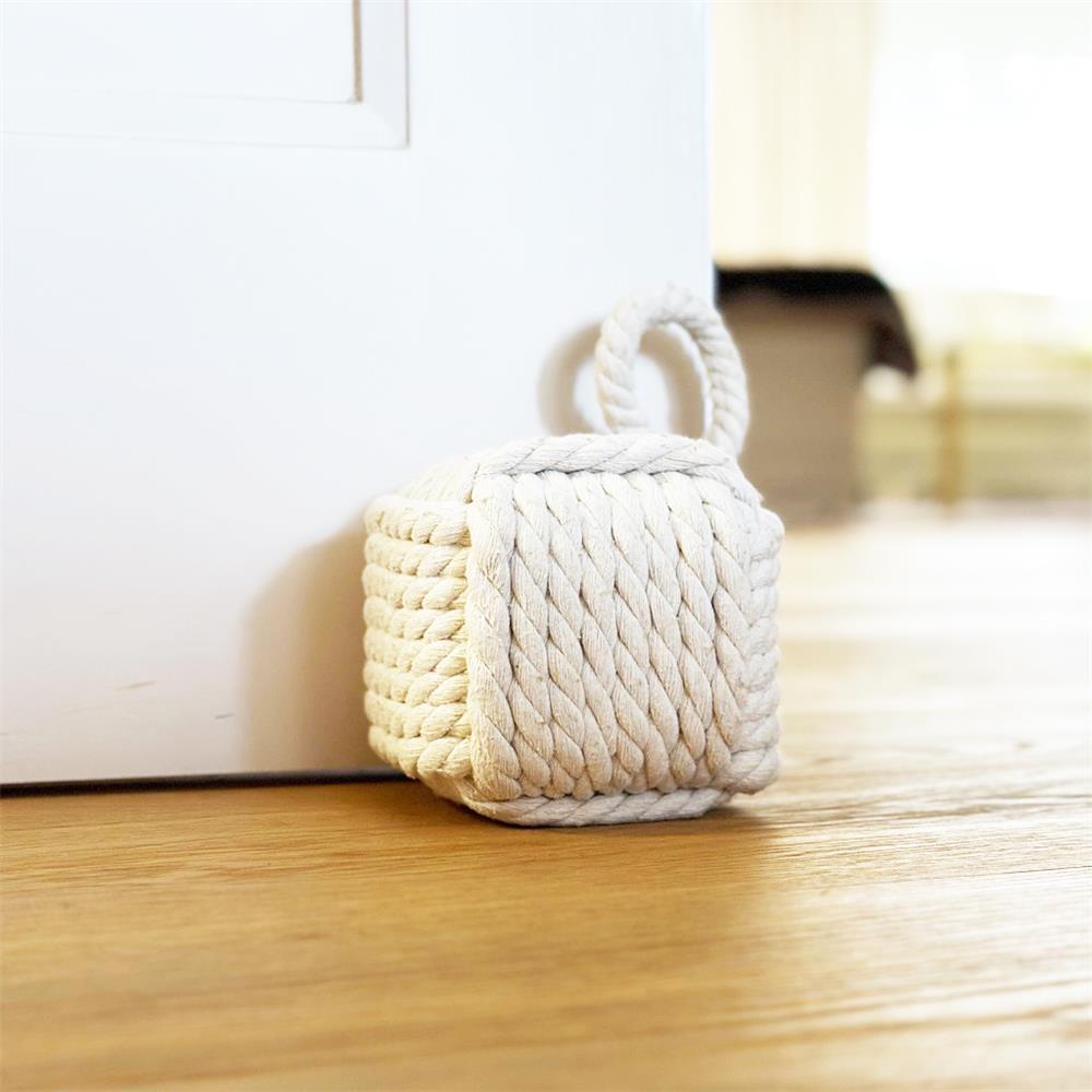 BOLTZE Türstopper quadratisch Strick Beige (2 Stück) – als Buchstütze, Fensterstopper & Türhalter