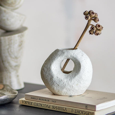 Bloomingville Caia Vase Weiß Steingut L11xH9,5xW6 cm – kleine dekorative Designvase