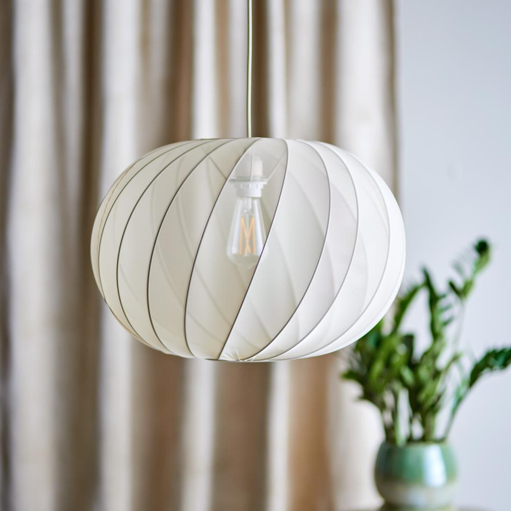 Bloomingville Piola Hängeleuchte natur - Deckenlampe mit Netzstruktur E27 für Wohnzimmer