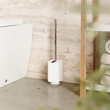 Umbra Flex Toilettenbürste mit Halterung zum Kleben für Wand- und Bodenanbringung in Weiß