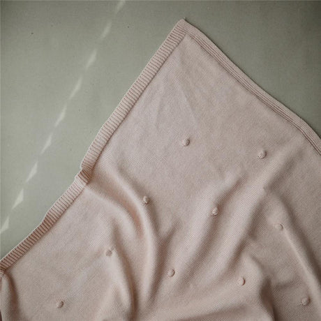 Mushie Gestrickte Babydecke Punkte, Blush, aus 100% Bio-Baumwolle