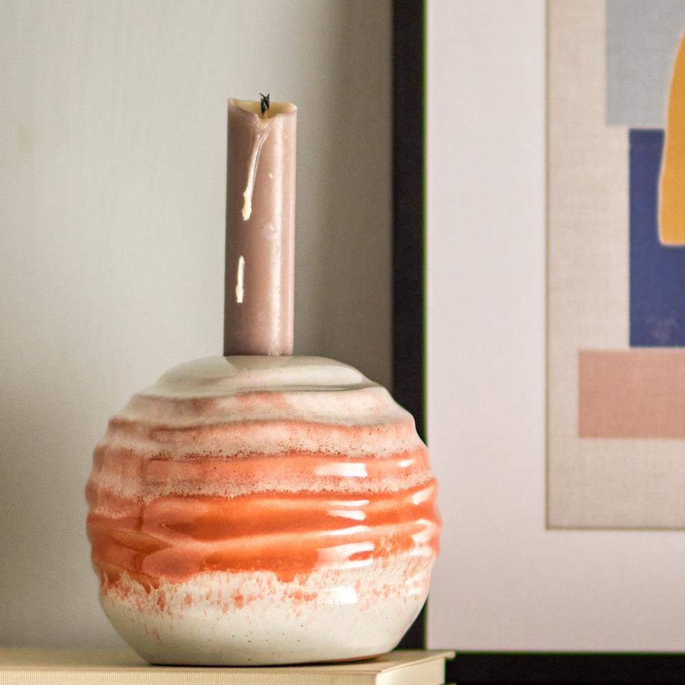 Bloomingville Paula Kerzenhalter aus Steingut in Orange – dekorativer Kerzenhalter für Wohnzimmer