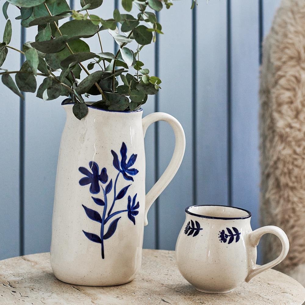 Bloomingville Eimy Tasse 4er Set 225 ml D9,5 cm blau - Steingut Tassen mit Blumenmotiv für Küche