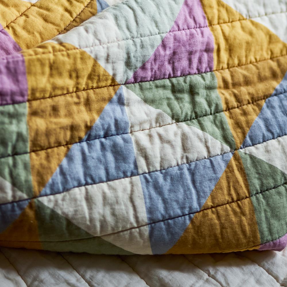 Bloomingville Crewe Quilt Steppdecke Baumwolle bunt Decke Sofa Wohnzimmer Patchwork