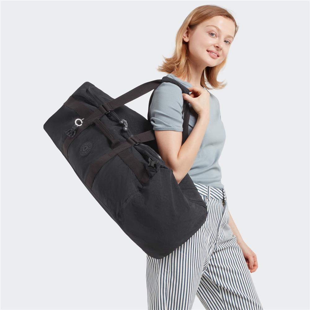 Kipling JONIS M, Mittelgroßer umwandelbarer Rucksack, Black Noir (schwarz), 62L, Sporttasche