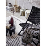 Bloomingville Gutte Wohndecke Schwarz 160 x 130 cm mit recycelter Baumwolle mit Fransen