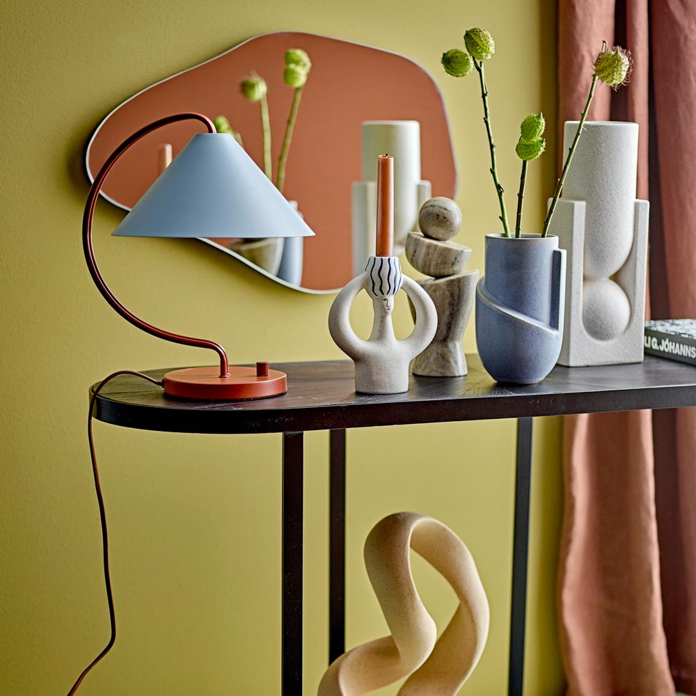 Bloomingville Salome Vase weiß aus Steingut – grafische Vase für Wohnzimmer & Tischdeko