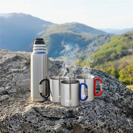 NILS CAMP Campingbecher Edelstahl 300 ml Schwarz - doppelwandiger Outdoor Becher mit Karabiner für Camping