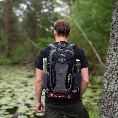 NILS CAMP Trekkingrucksack Treeline 40L Schwarz - Outdoor Rucksack Wandern Camping