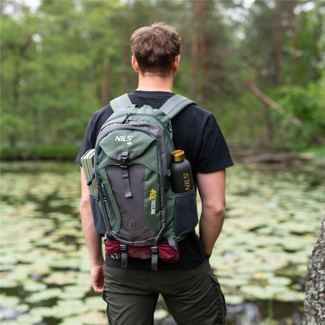 NILS CAMP Trekkingrucksack Treeline 40L Dunkelgrün - Outdoor Rucksack Wandern Camping