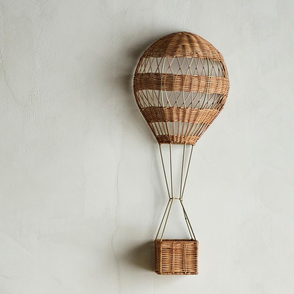 Bloomingville MINI Huggi Wandkorb natur - Rattan Wandkorb Heißluftballon für Kinderzimmer & Aufbewahrung