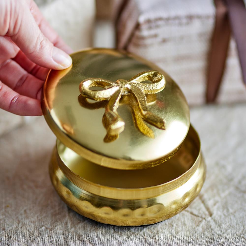 Bloomingville Meera Gefäß mit Deckel Gold Metall Weihnachtsdose Aufbewahrungsdose