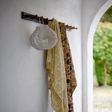 Bloomingville Eydis Wohndecke Blumen 160 x 130 cm mit recycelter Baumwolle mit Fransen