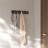 Umbra Flip Wandgarderobe, Garderobenleiste in Treibholz, mit 5 beweglichen Haken in Nickel