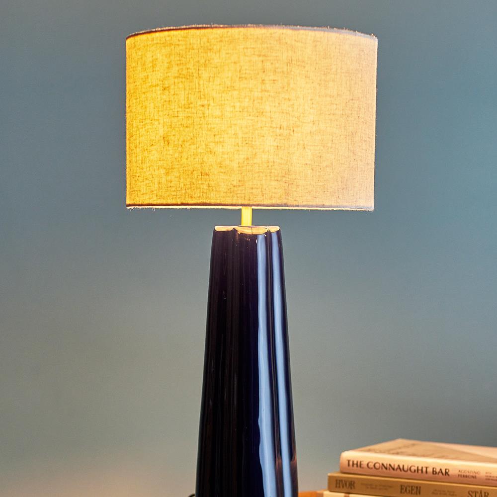 Bloomingville Cornelie Tischlampe blau - Aluminium Lampe mit E27 für Wohnzimmer & Beleuchtung