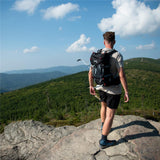 NILS CAMP Trekkingrucksack Northlake 40L in Schwarz - erweiterbarer Outdoor Rucksack mit Belüftung
