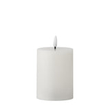 Bloomingville Ponza LED-Kerze 10 cm weiß - LED Echtwachskerze mit 3D Flamme & Timer für Wohndeko