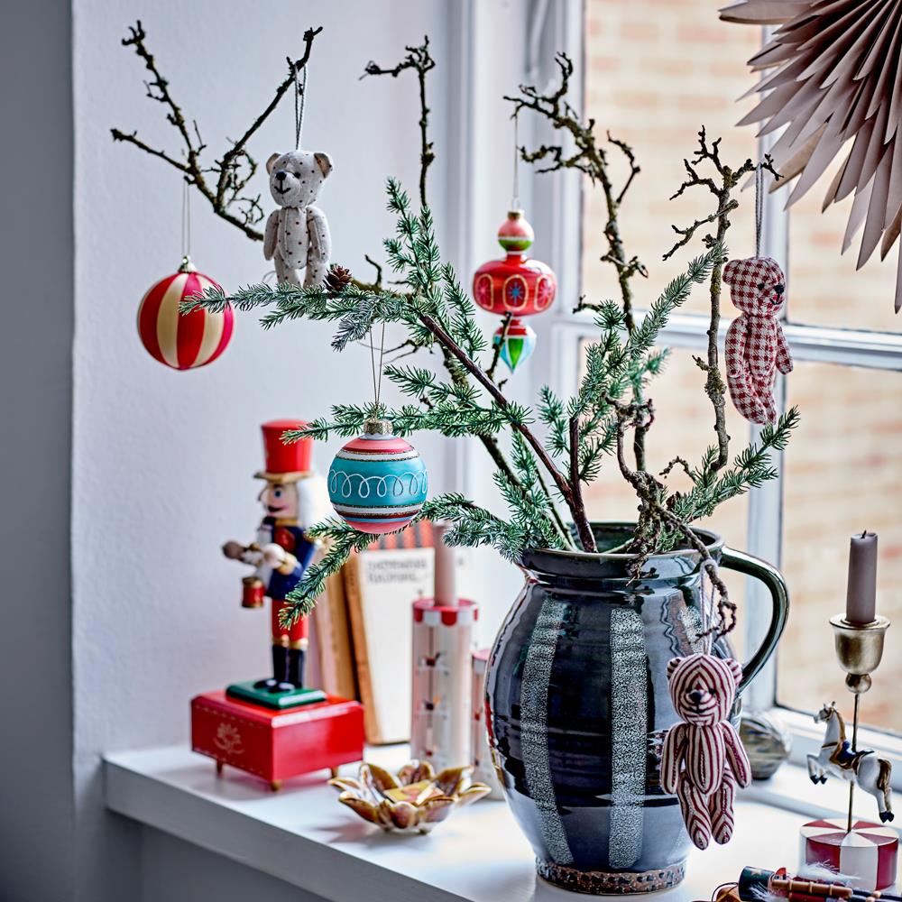Bloomingville Waltz Spieluhr aus Kiefer in Rot – handbemalte Weihnachtsdeko mit Musik