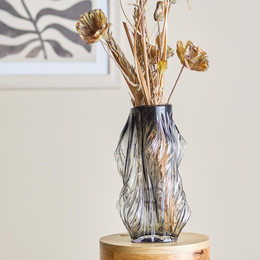 Bloomingville Tulla Vase aus Glas in Grau – große Glasvase für Wohnzimmer & Tischdeko