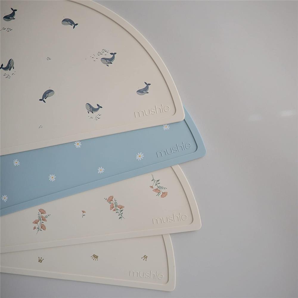 Mushie Silikon-Platzdeckchen, Crowns, Tischset, BPA-frei